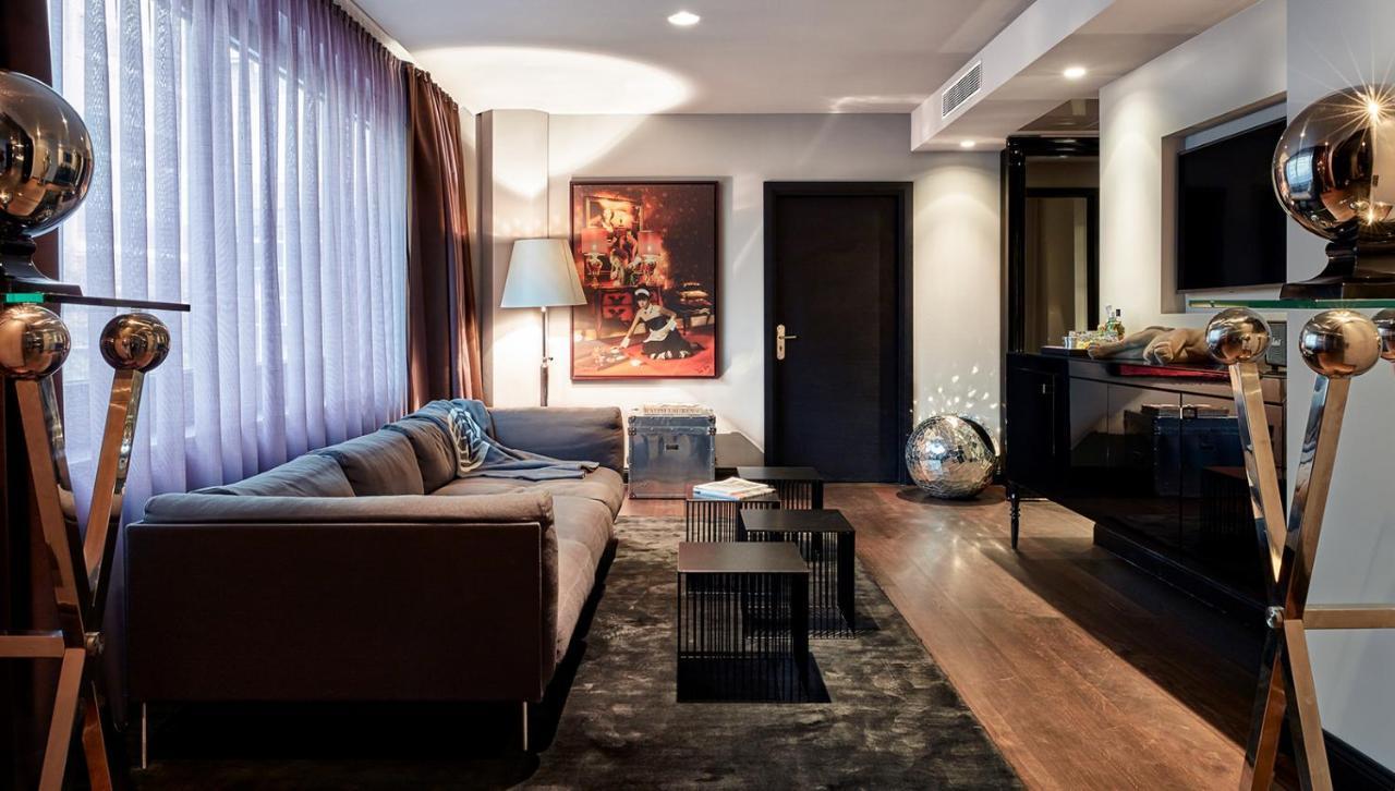 Roomers, Frankfurt, A Member Of Design Hotels Fráncfort del Meno Exterior foto A living room in a private house