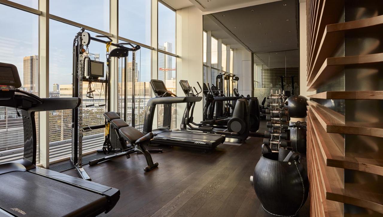 Roomers, Frankfurt, A Member Of Design Hotels Fráncfort del Meno Exterior foto The gym at The Standard London